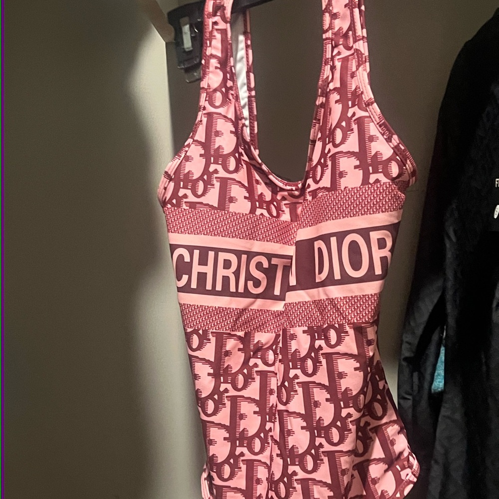 Fashionable Swim Suit